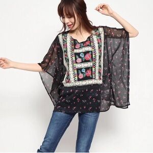 BNWOT DESIGUAL EMBROIDERED BLOUSE LARGE